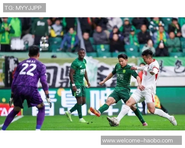 国安近8场战绩惨淡场均失球3个换帅后连遭败绩与平局困扰