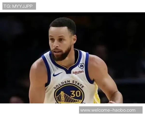 库里谈背靠背赛程挑战称球队在与掘金的较量中展现拼搏精神